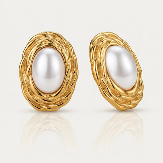 STATEMENT PEARL EARRINGS