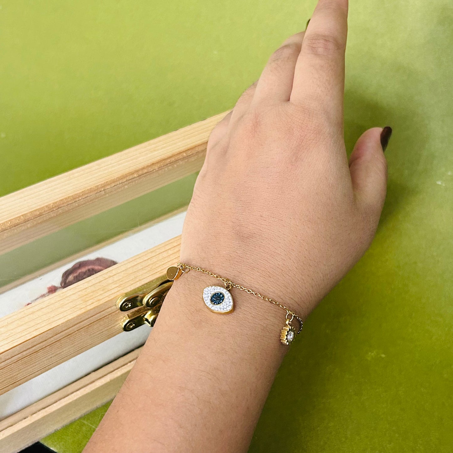 EVIL EYE CHARM BRACELET
