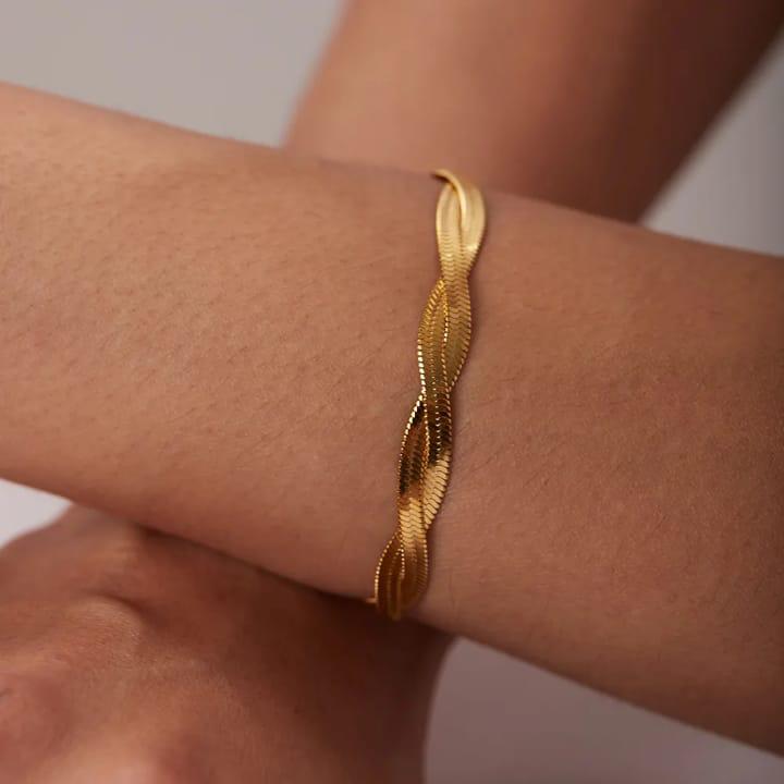 TWISTED SNAKE CHAIN